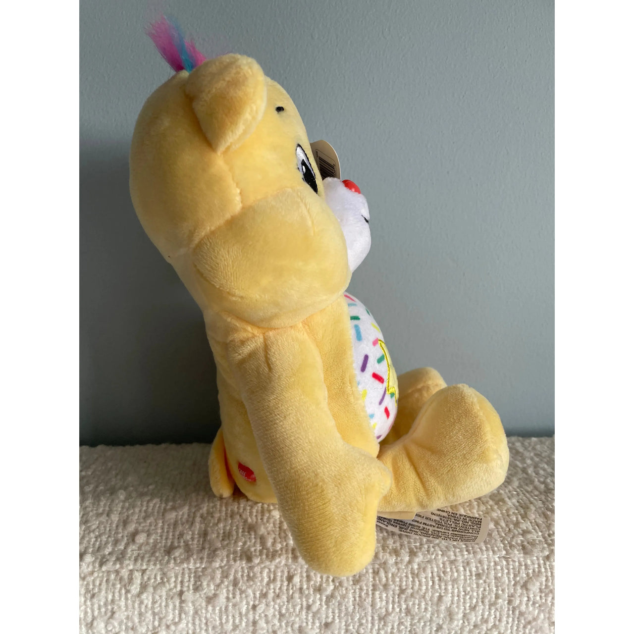 Care Bears 22cm Sweet Celebrations Bear Care Bears