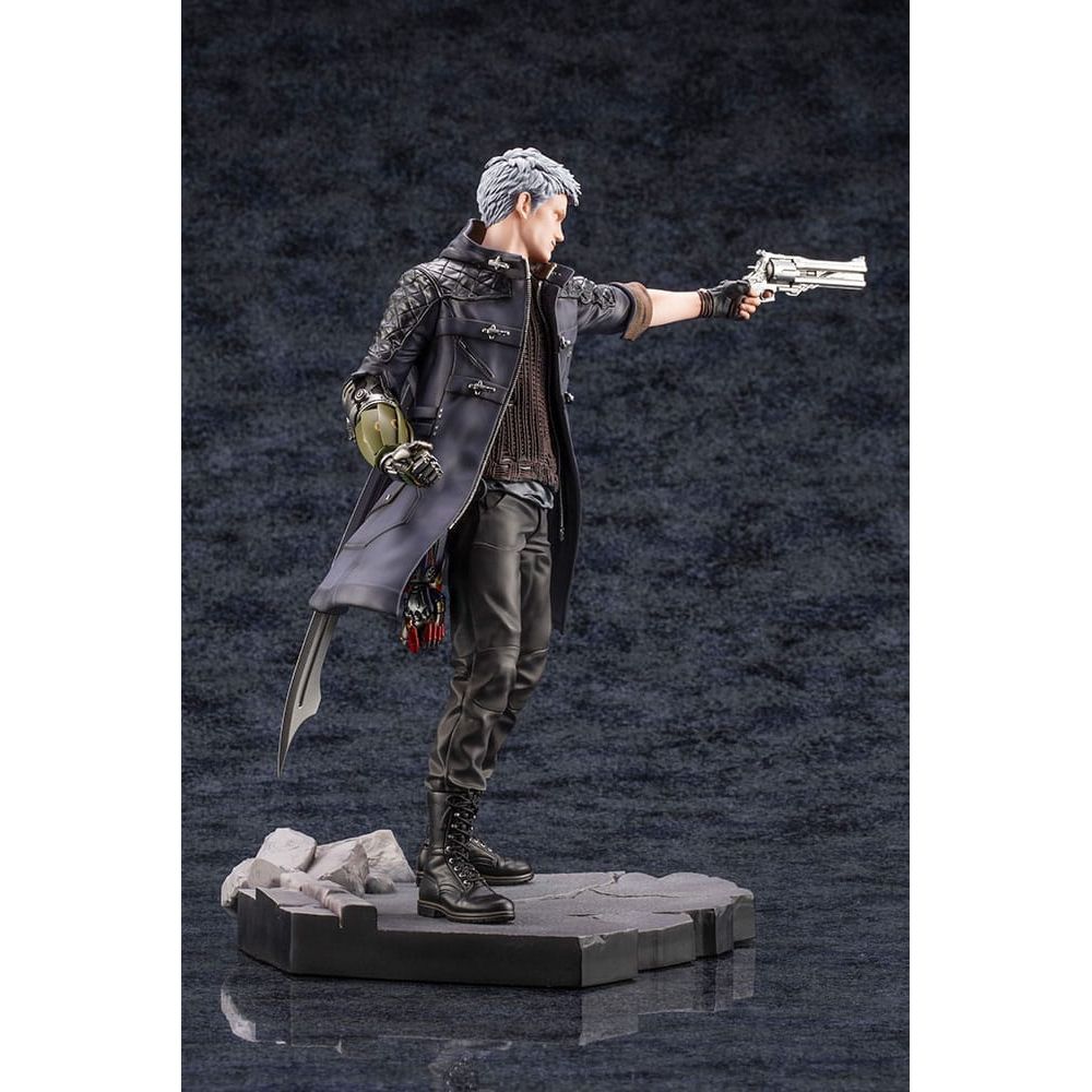 Devil May Cry 5 ARTFXJ PVC Statue 1/8 Nero 27 cm Kotobukiya