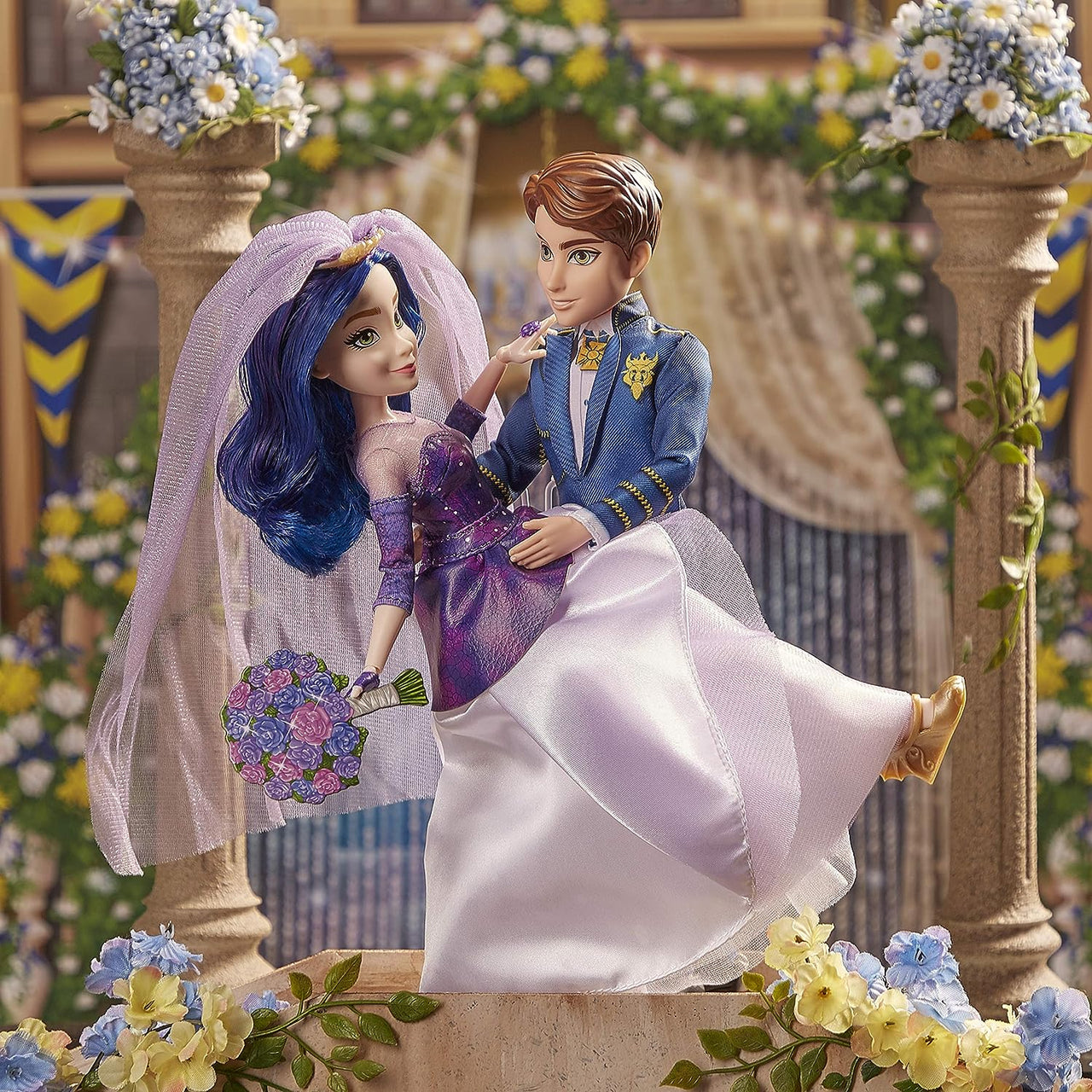 Disney Descendants The Royal Wedding Mal & Ben Dolls 2 Pack Disney