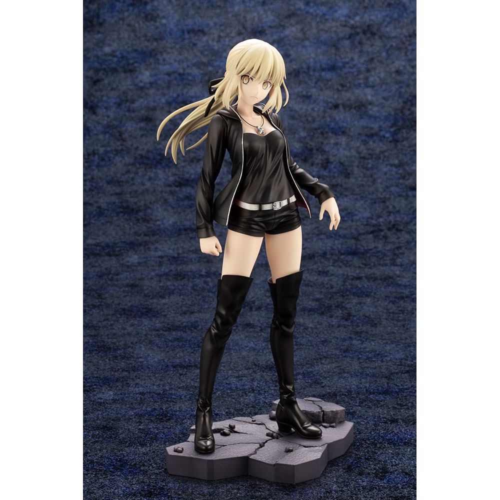 Fate/Grand Order PVC Statue 1/7 Saber/Altria Pendragon (Alter) Casual Ver. 24 cm Kotobukiya