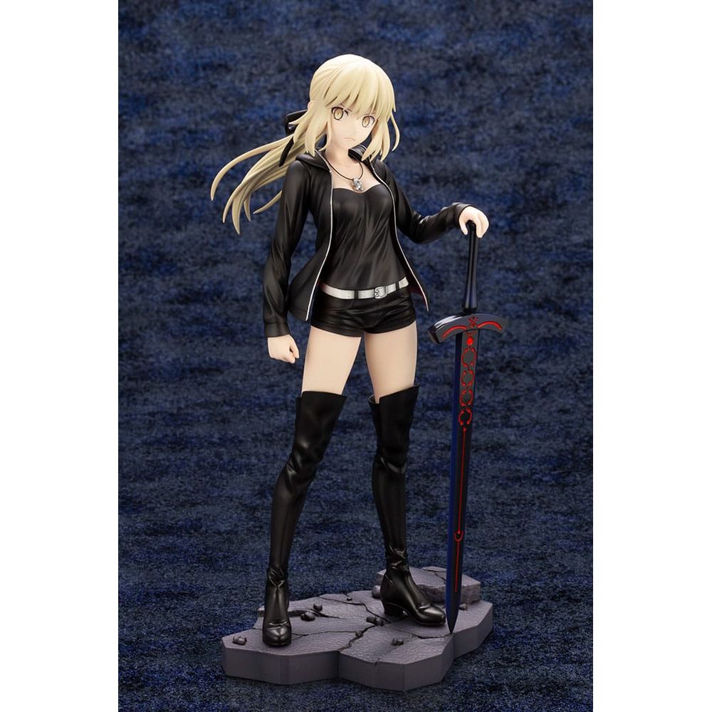 Fate/Grand Order PVC Statue 1/7 Saber/Altria Pendragon (Alter) Casual Ver. 24 cm Kotobukiya