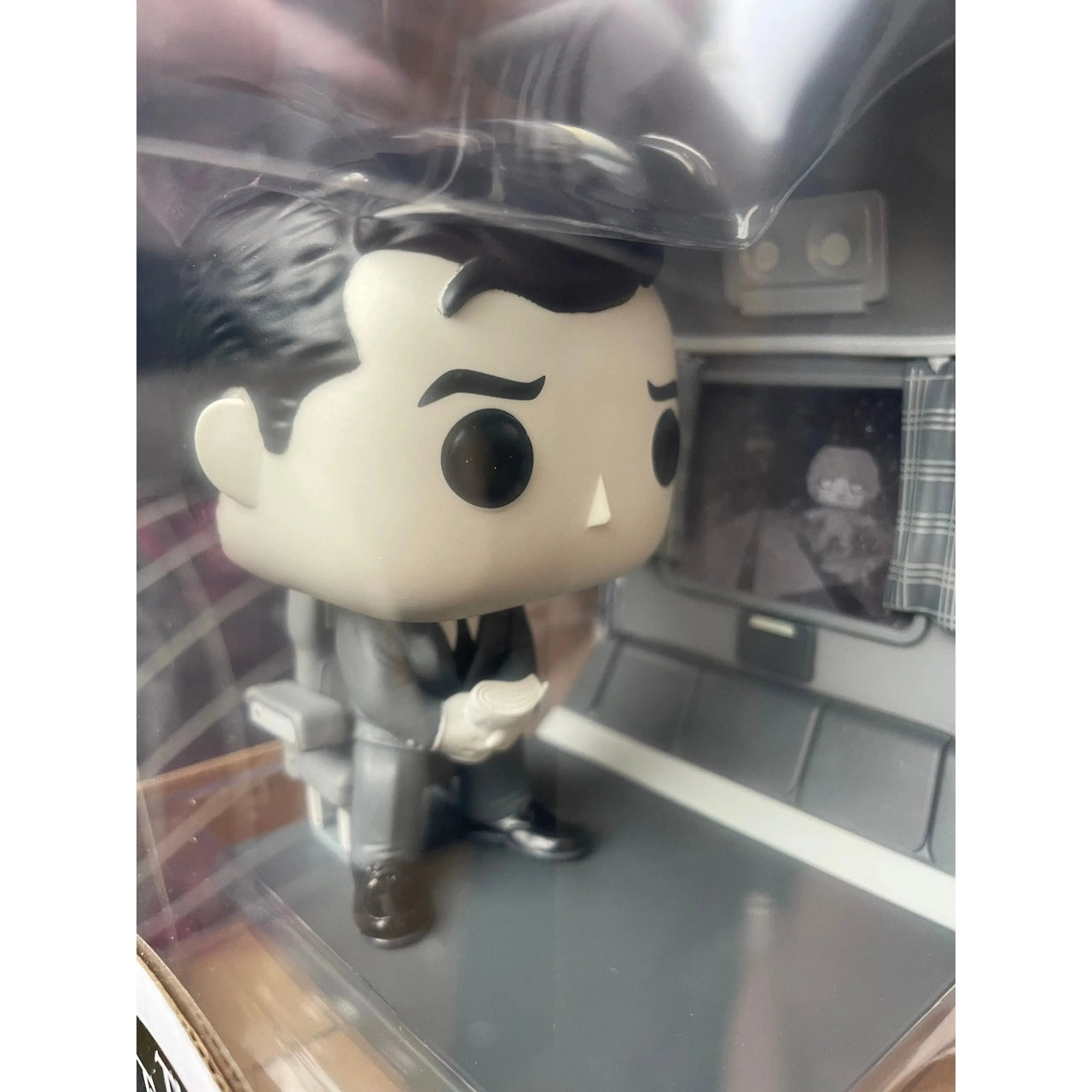 Funko Pop! Deluxe The Twilight Zone Robert Wilson 1584 Funko