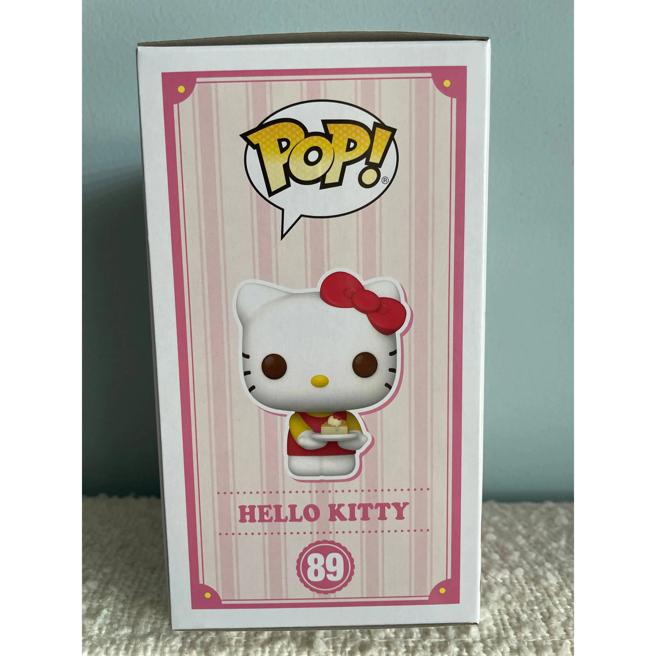 Funko Pop! Hello Kitty And Friends 89 Hello Kitty with Dessert Funko