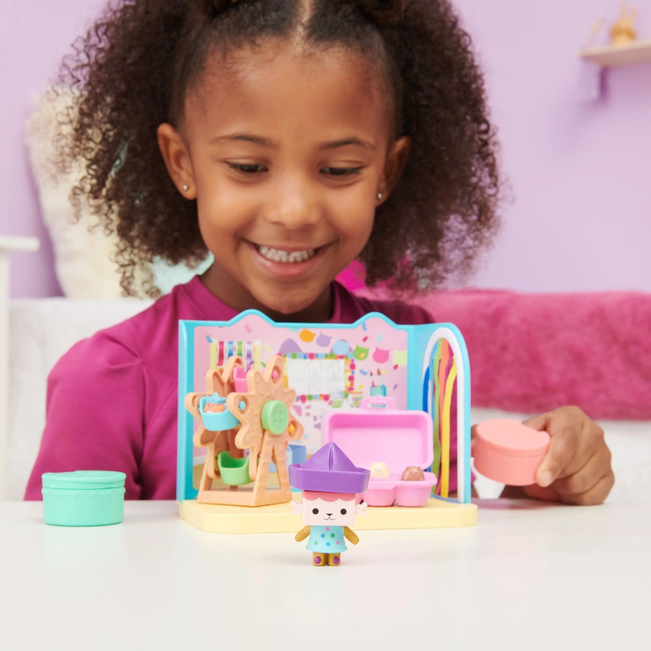 Gabby's Dollhouse Baby Box Cat Craft-A-Riffic Room with Exclusive Figure