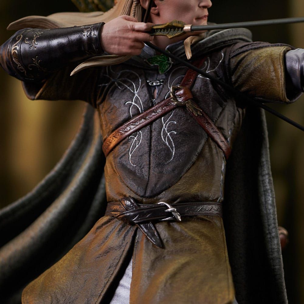 Lord of the Rings Deluxe Gallery PVC Statue Legolas 25 cm Diamond Select Toys