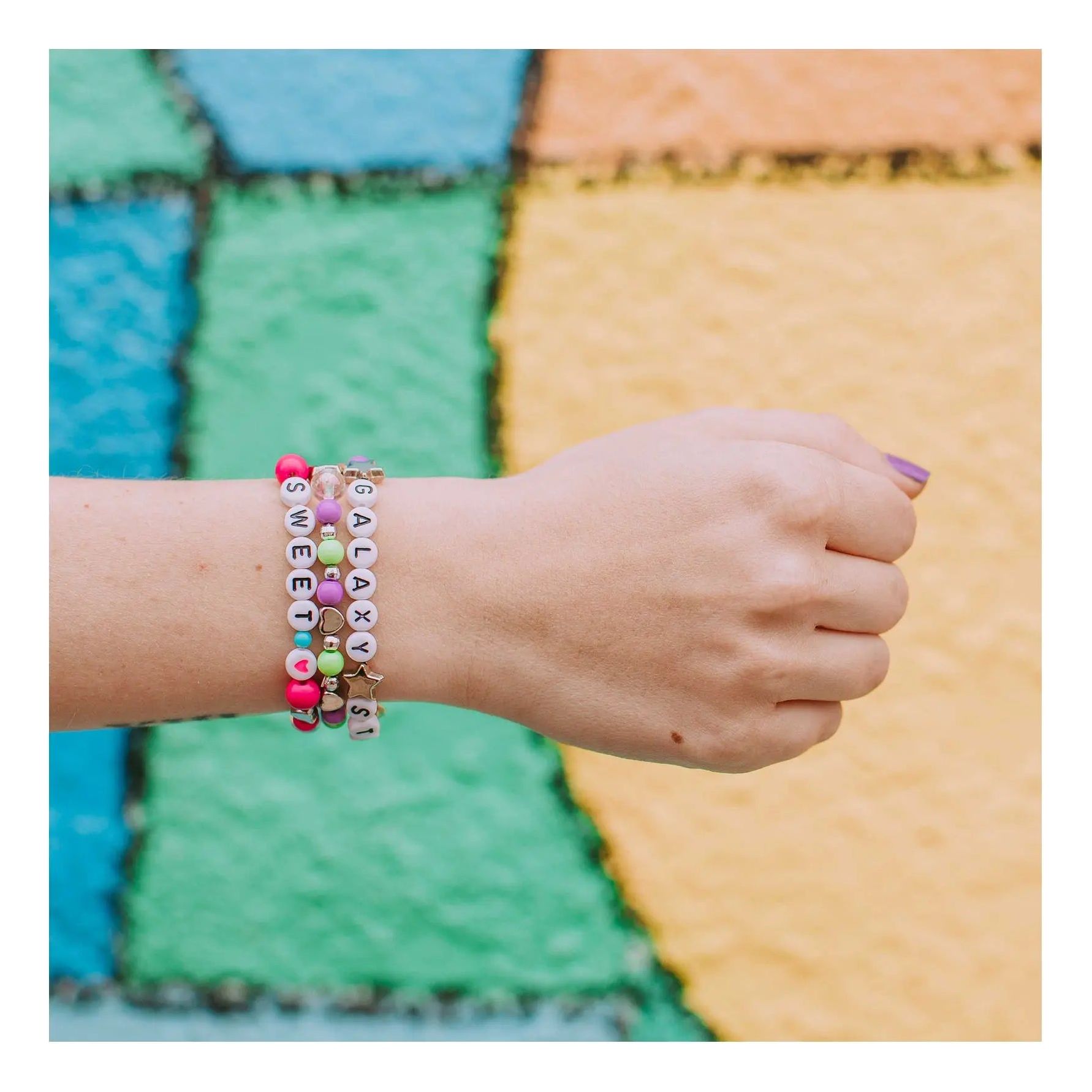 Make It Real - Block n' Rock Bracelets. DIY Alphabet Beads and Charms Bracelet  Making Kit for