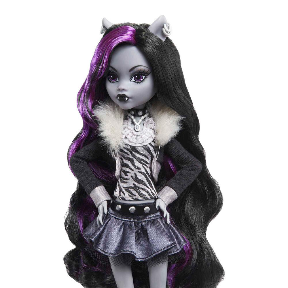 Monster High Reel Drama Clawdeen Wolf Doll - Unicorn & Punkboi