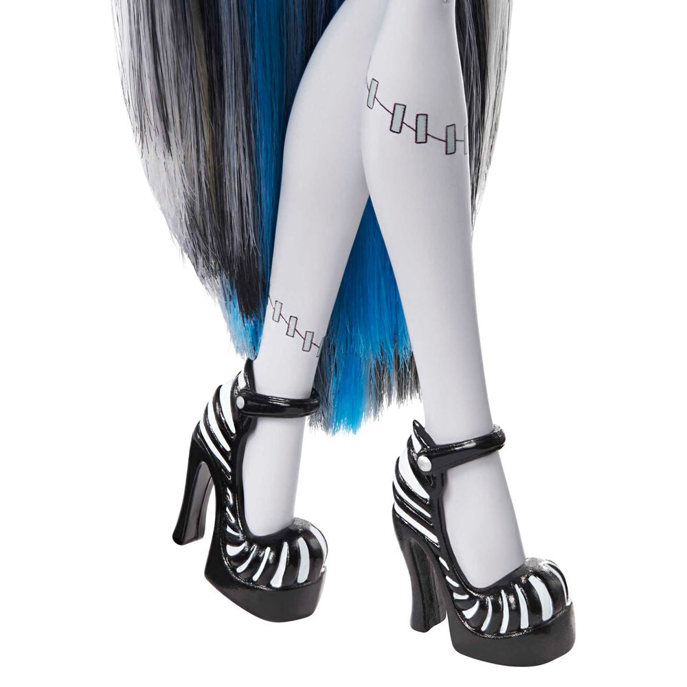 Monster High Reel Drama Frankie Stein Doll - Unicorn & Punkboi