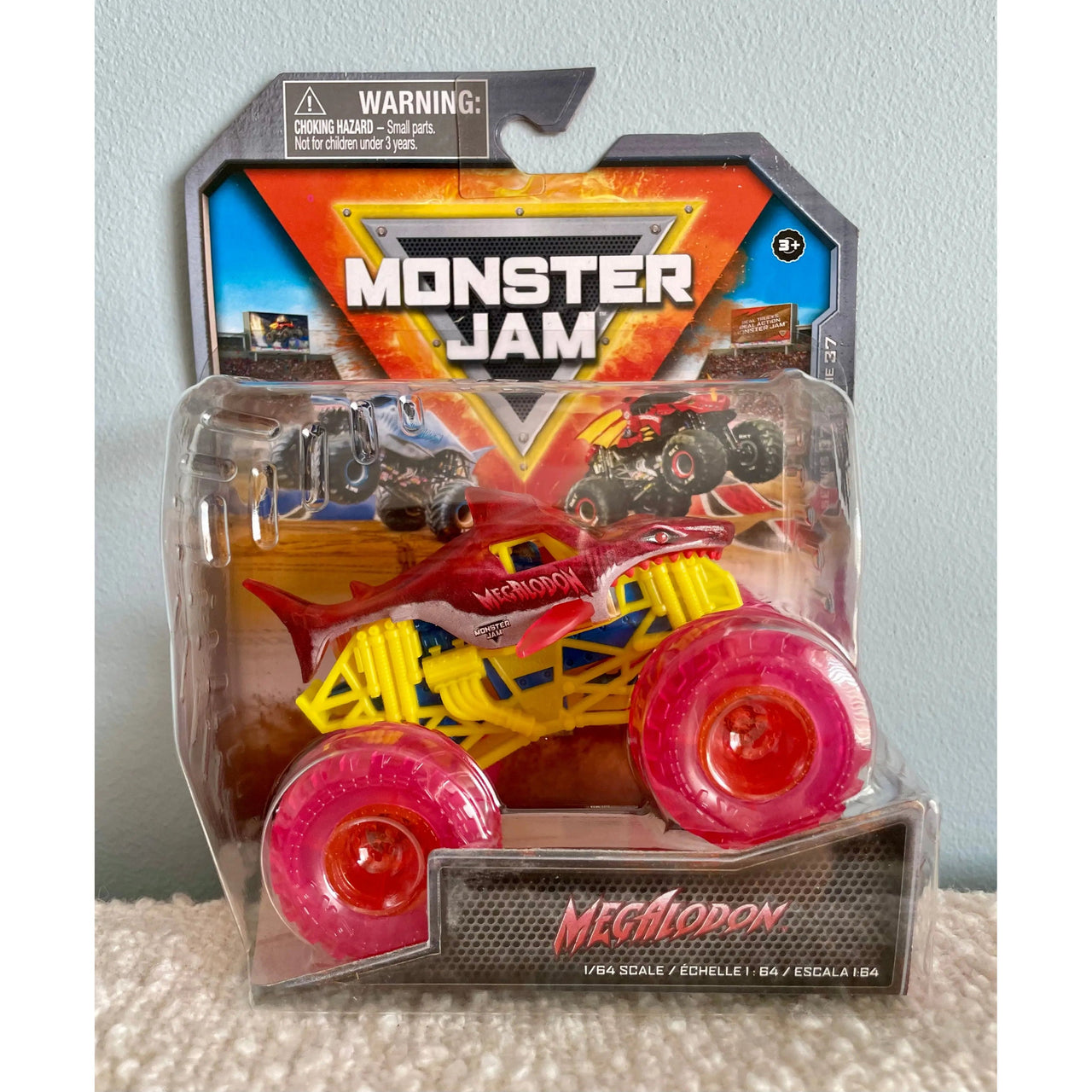 Monster Jam Die-Cast Vehicle 1:64 Scale - Series 37 - Megalodon Monster Jam