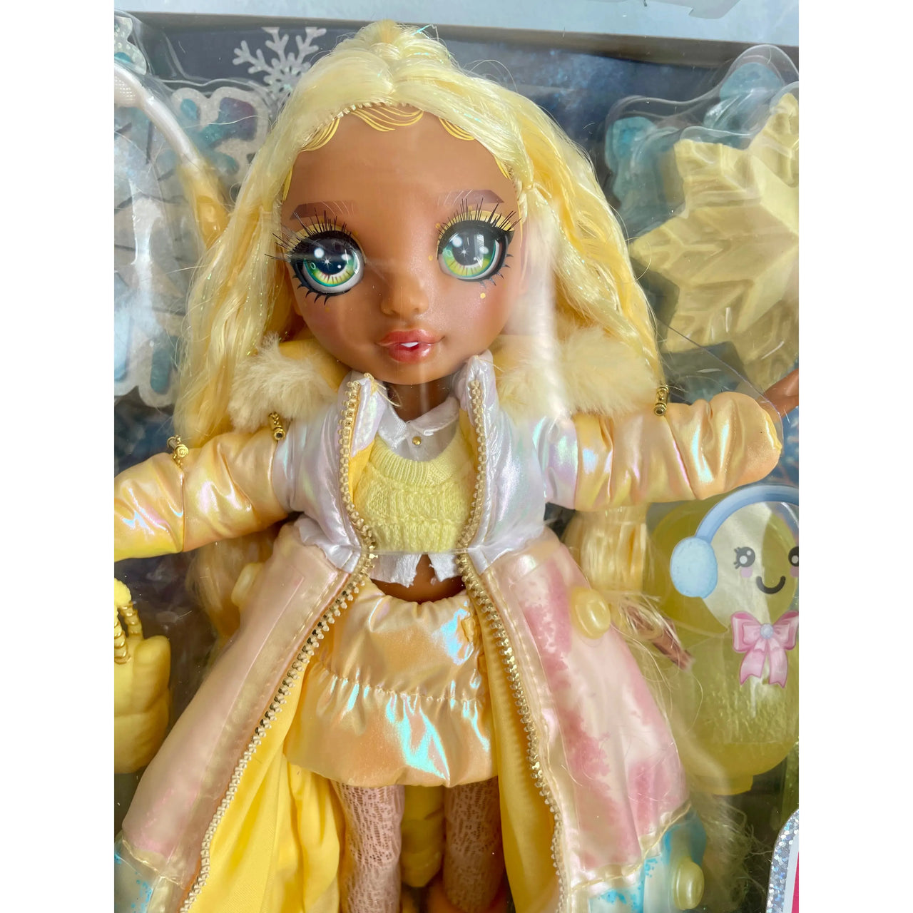 Rainbow High Winter Wonderland Sunny Doll Rainbow High