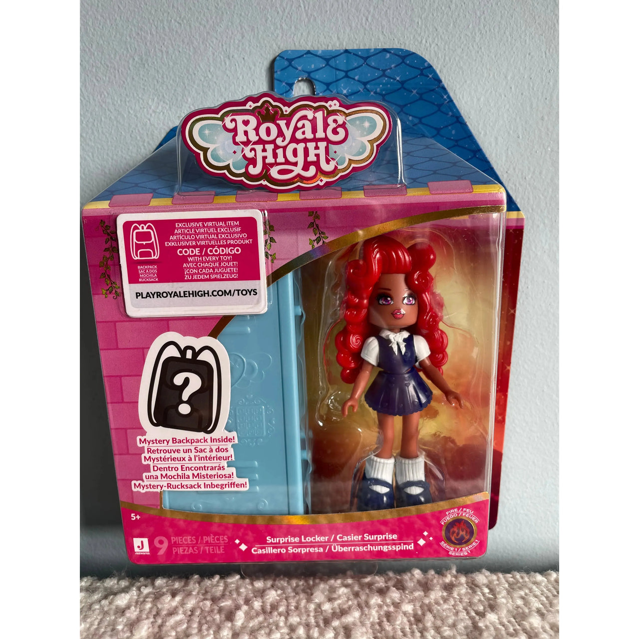 Royale High Surprise Locker & Figure - Fire Jazwares