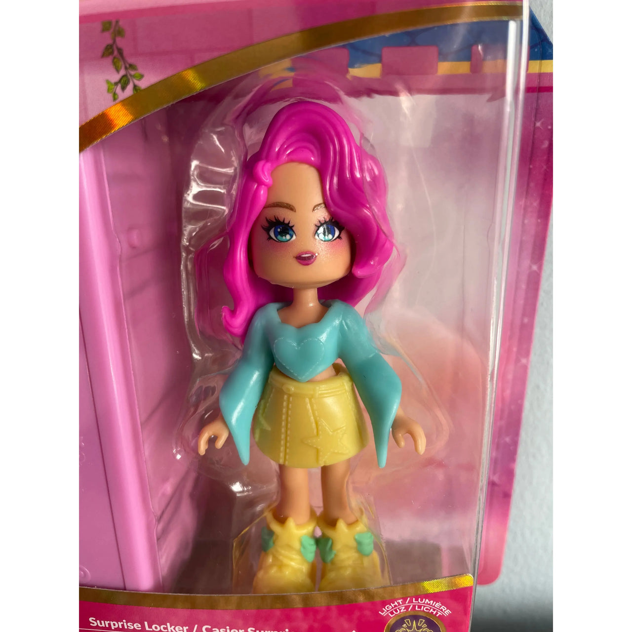 Royale High Surprise Locker & Figure - Light Jazwares