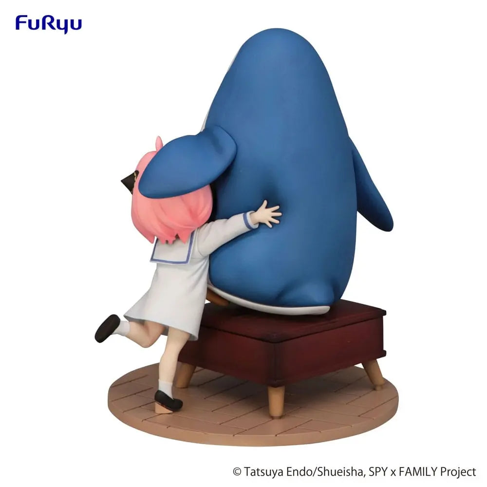 Spy x Family Exceed Creative PVC Statue Anya Forger with Penguin 19 cm Sega Goods