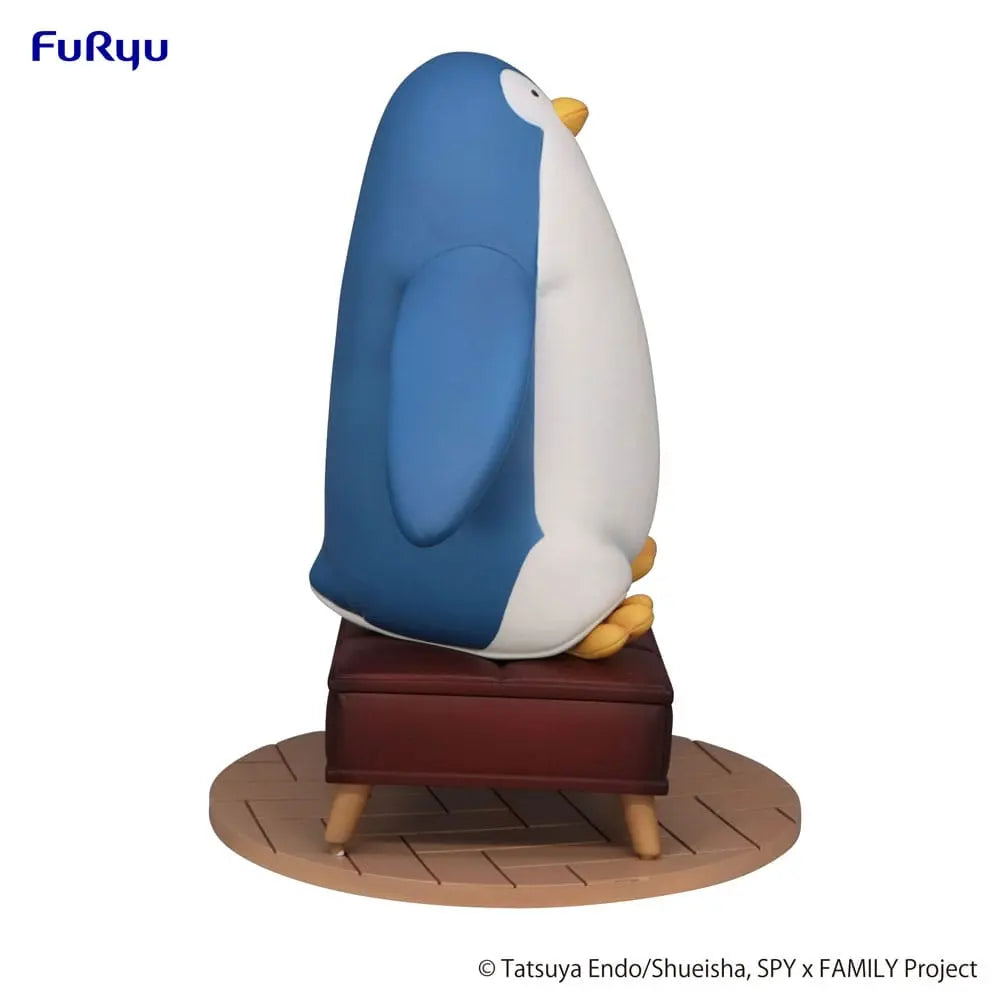 Spy x Family Exceed Creative PVC Statue Anya Forger with Penguin 19 cm Sega Goods