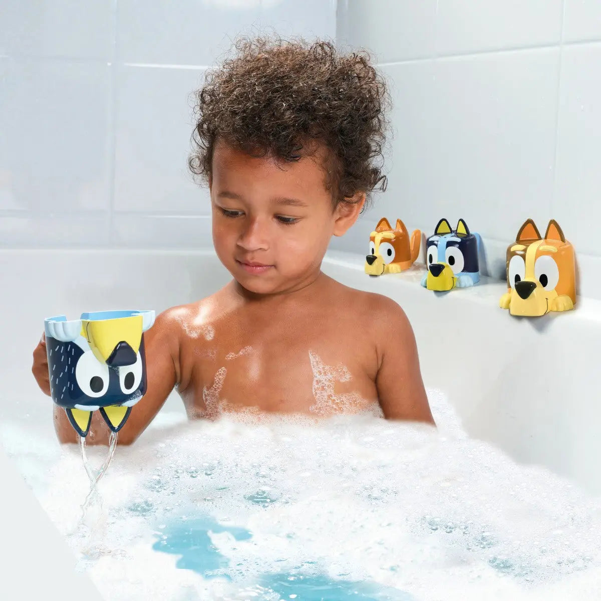 Tomy Bluey Family Pourers Bath Toy TOMY