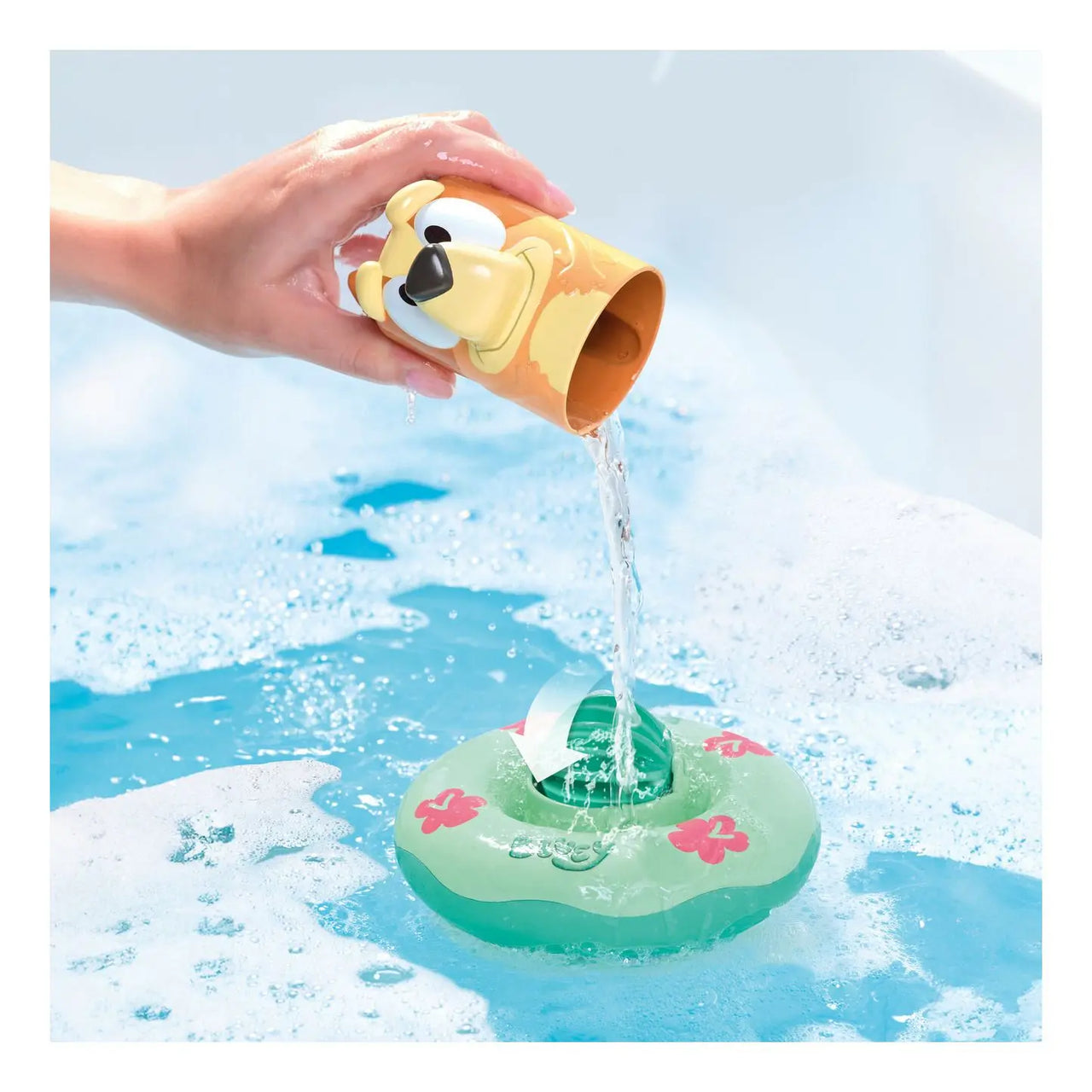 Tomy Bluey Splash and Float Bingo Bath Toy TOMY
